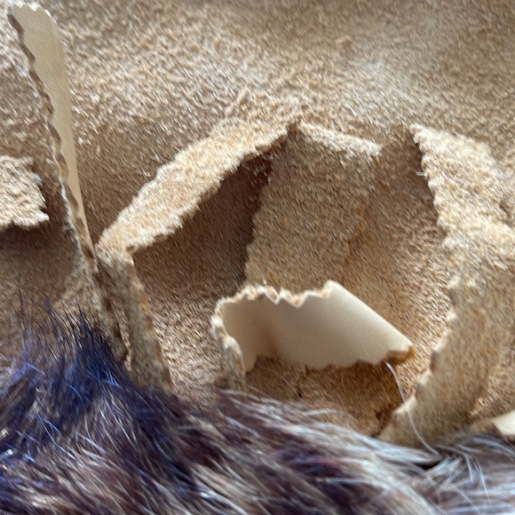 Native mittens - Picture 3 of 3